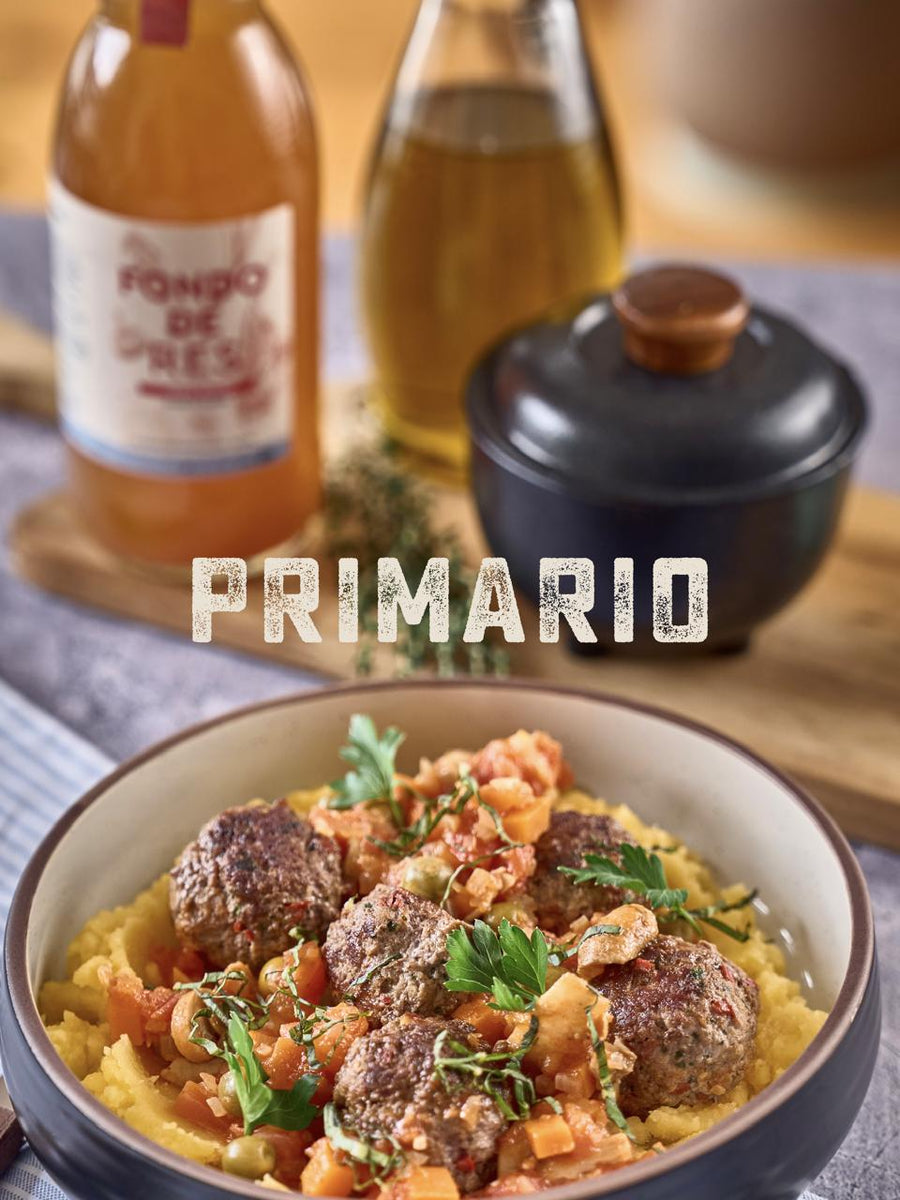 Albóndigas en salsa con fondo de res Primario